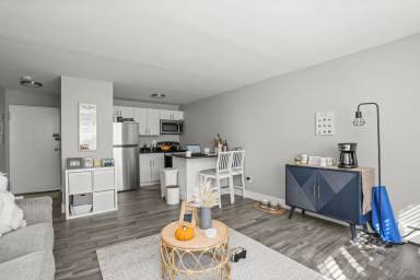 Main picture of 1126 Stratford Ave