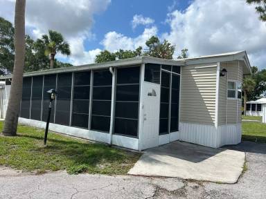 Main picture of 1651 Desoto Rd