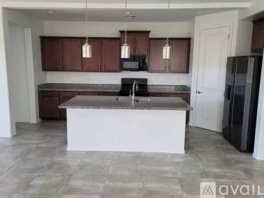 Main picture of 6262 Barn Owl Ave