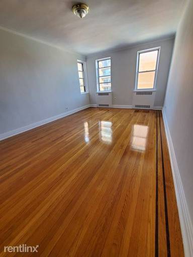 Main picture of 7238 113th St