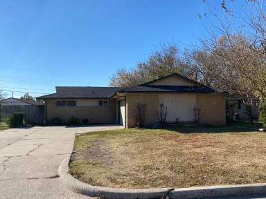 Main picture of 821 Eagle Dr