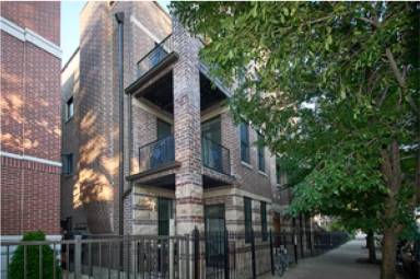 Main picture of 3917 N Kedzie Ave