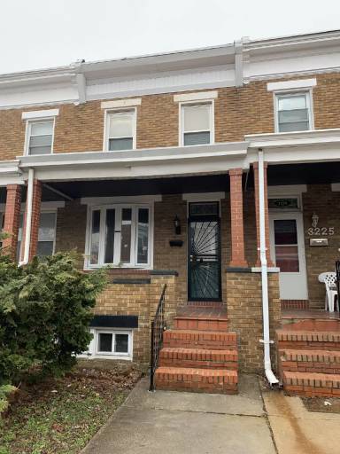 Main picture of 3223 Chesterfield Ave