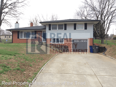 Main picture of 520 Old Hollow Rd