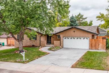 Main picture of 6339 S Harlan Way