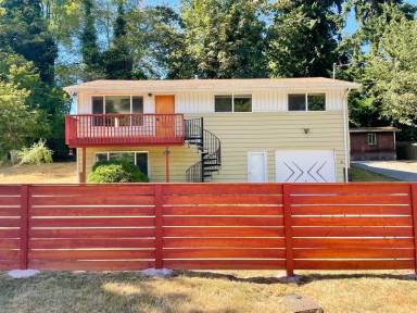 Main picture of 2217 Jones Ave NE