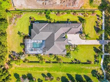 Main picture of 8407 Lindrick Ln