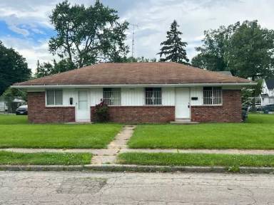 Main picture of 2935 N Erie St