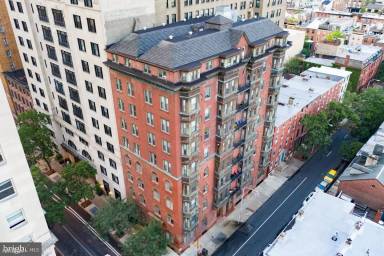 Main picture of 1530 Spruce St