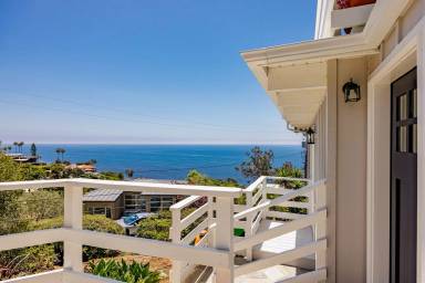 Main picture of 2260 Crestview Dr