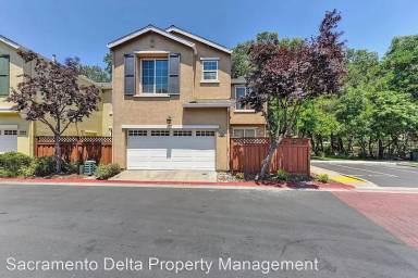 Main picture of 5999 Camden Cir