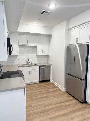 Main picture of 1024 W Romneya Dr