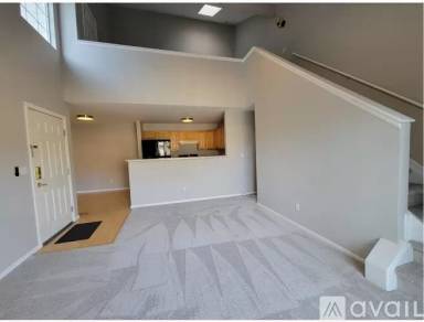 Main picture of 6310 Oak St