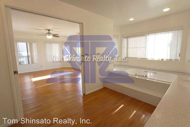 Main picture of 982 Prospect St