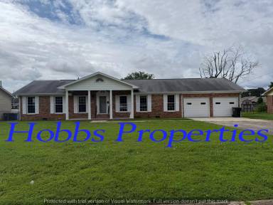 Main picture of 1311 Lisa Ln