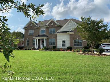 Main picture of 2605 Willowlawn Way