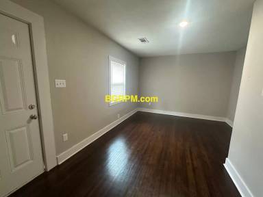 Main picture of 4932 Atkins St