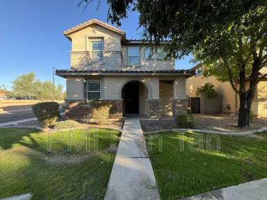 Main picture of 3608 E Larson Ln