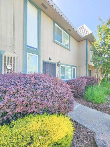 Main picture of 2145 Cottage Way