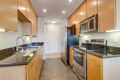 Main picture of 836 W Pennsylvania Ave