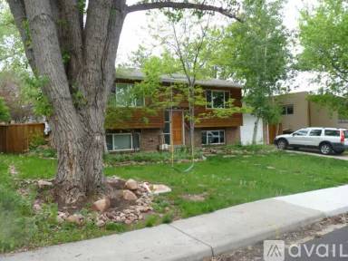 Main picture of 2820 Colby Dr