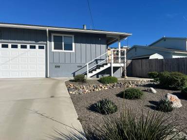 Main picture of 2700 Hemlock Ave