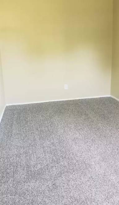 Main picture of 604 S McClure St