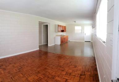 Main picture of 5135 Upson Ave