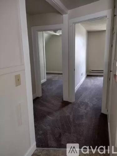 Main picture of 35 Maple St