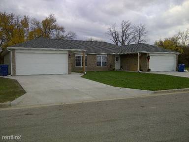 Main picture of 806 Wendy Ln