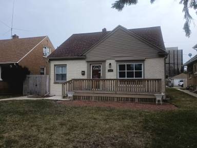 Main picture of 2715 W Roosevelt Dr