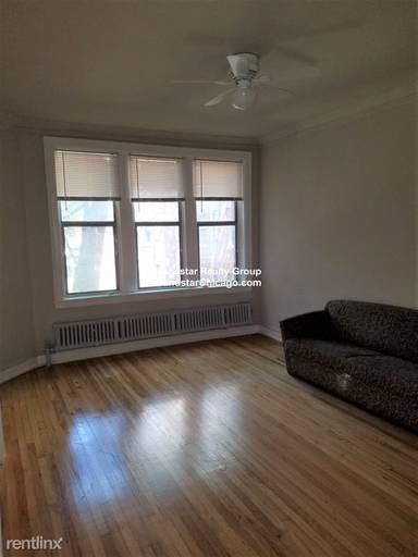 Main picture of 1365 W Estes Ave