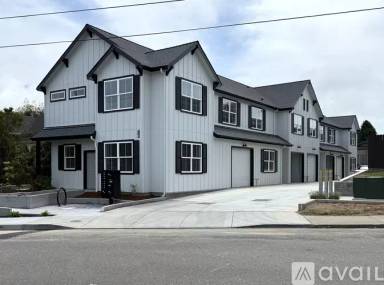 Main picture of 719 W Buhne St
