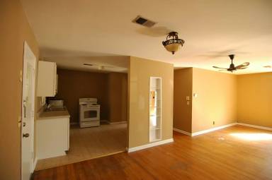 Main picture of 4110 Broyles Ave SW
