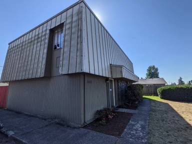 Main picture of 7815 NE 117th Ave