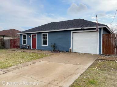 Main picture of 1008 Couples St