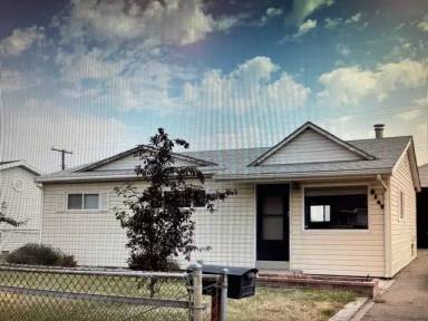 Main picture of 5147 S Charlotte Ave