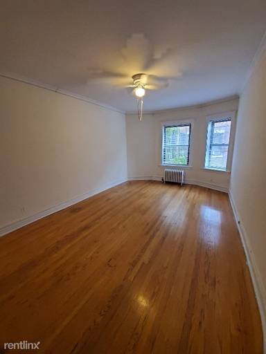 Main picture of 6824 N Wayne Ave