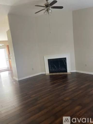 Main picture of 252 Holly Ln