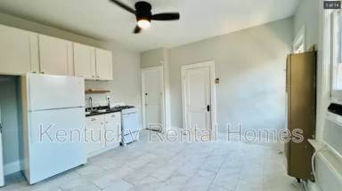 Main picture of 445 Davidson Ct
