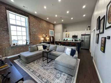 Main picture of 1199 Central Ave