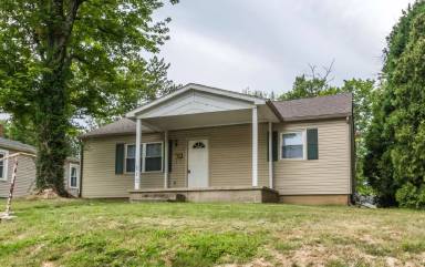 Main picture of 105 N Jefferson St