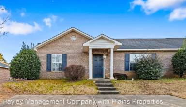 Main picture of 749 Ethan Ln
