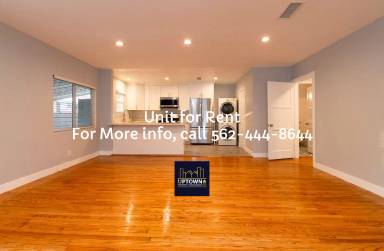 Main picture of 8535 Bradwell Ave
