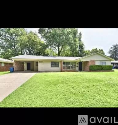 Main picture of 5701 S Rockford Pl