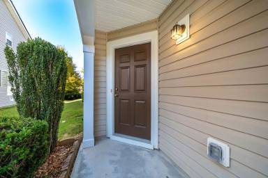 Main picture of 718 Delta Downs Dr