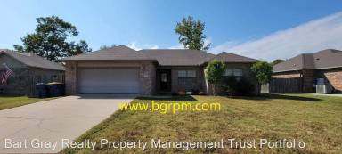 Main picture of 460 Nottingham Cir