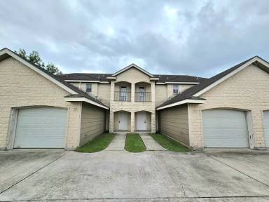 Main picture of 3606 N Arroyo Park Ln