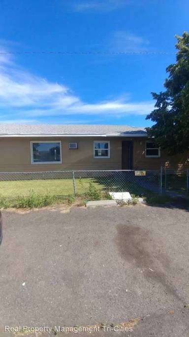 Main picture of 919 E 27th Ave