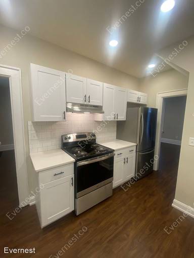 Main picture of 761 Bedford Ave
